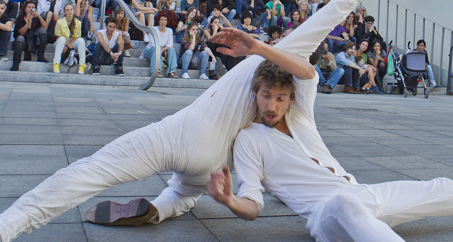 escualido-marsupial-luis-castilla-mes-danza