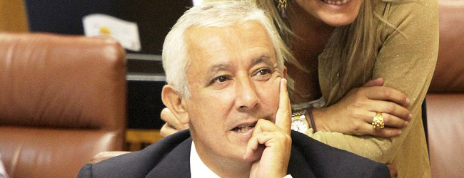 javier-arenas-pleno-parlamento-140911-red