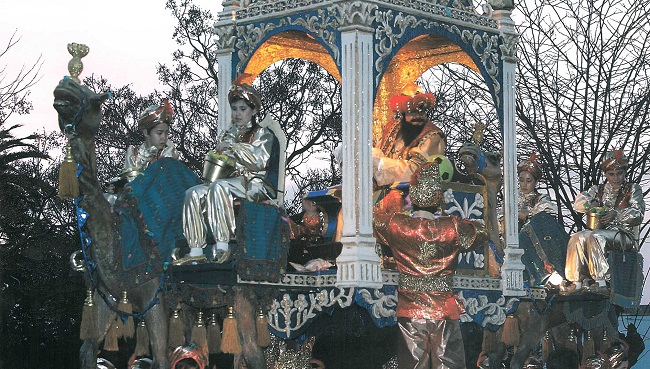 cabalgata-reyes-carmona-2011