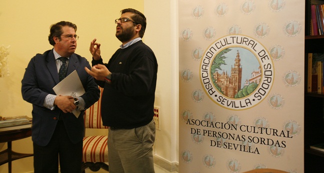 gregorio-serrano-personas-sordas-150112