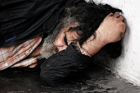 La crisis y las políticas para revertirla empobrecen a las clases medias andaluzas