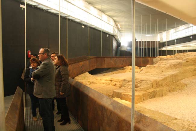 Fernando Zamora, durante una visita a los restos
