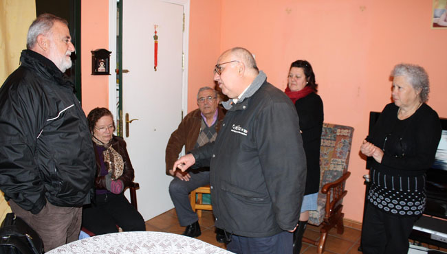 torrijos-vecinos-corral-cura-160112