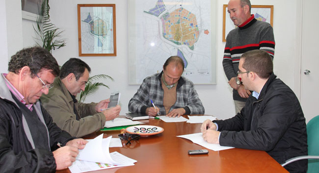 valle-sindicatos-ayuntamiento-281211