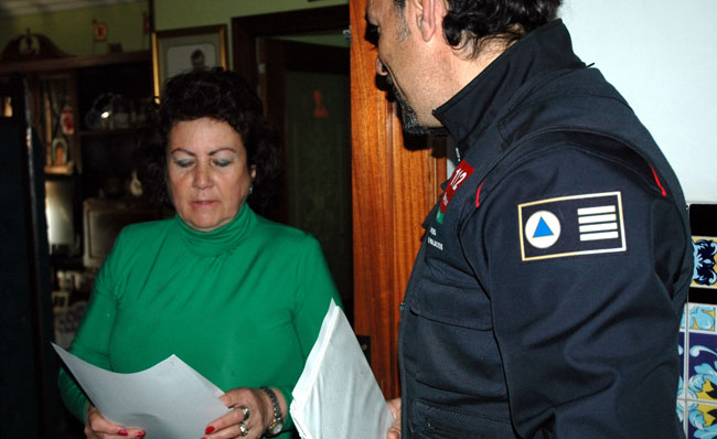 campana-incendios-vecinos-palacios-020212