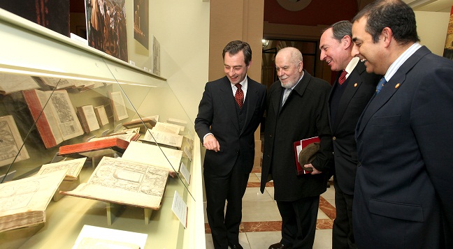 expo-el-esplendor-de-la-letra-150212