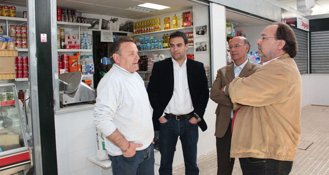 psoe-mercado-heliopolis-290212