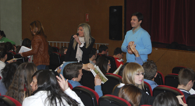 reparto-estatutos-pp-bormujos-290212