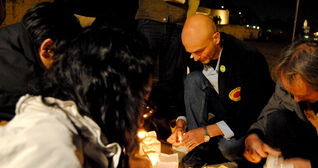 esteban-de-manuel-homenaje-fukushima-100312