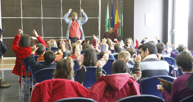 Las bibliotecas cuentan con Wifi gratuito/SA