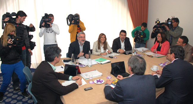 Esta tarde se reunirán ambas ejecutivas para perfilar nombres/SA