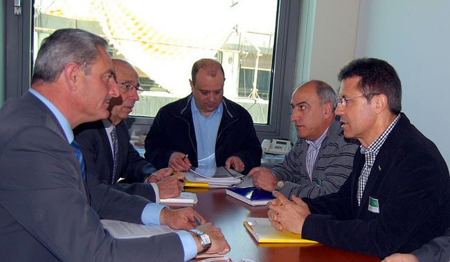 La ronda de contactos se ha iniciado con los grupos Parlamentario y Socialista/SA