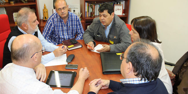 Torrijos mantiene una ronda de contactos con empleados de las empresas municipales/SA
