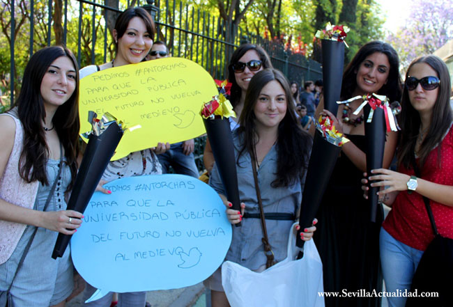 antorchas-universidad-sevilla-22m-jcrm-2