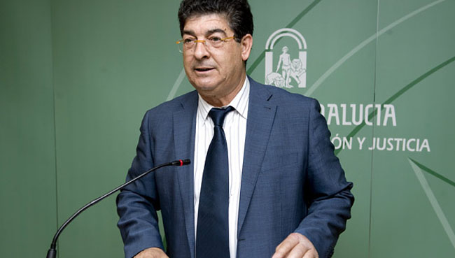 Valderas ha valorado hoy el plan de ajuste presentado por el Gobierno andaluz del que es vicepresidente/SA