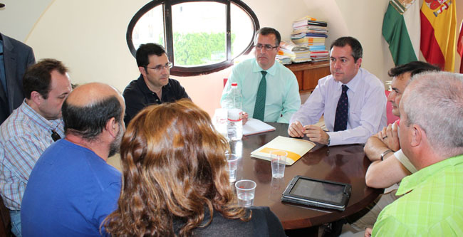 espadas-trabajadores-municipales-160512