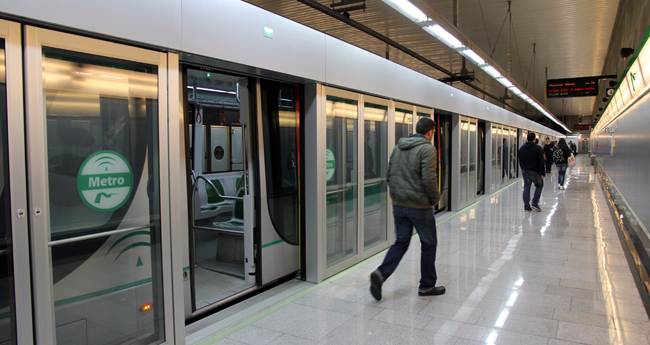 tren-doble-metro-sevilla
