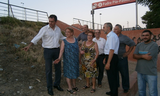 espadas-vecinos-padre-pio-170612