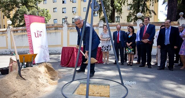 ramirez-arellano-primera-piedra-biblio-central-040612