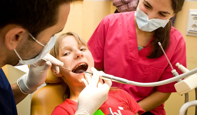 revision-dental-ninos-bielorrusos-odontologia-us-250612