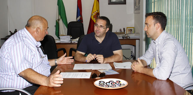 valle-firma-convenio-promocion-flamenco-010612