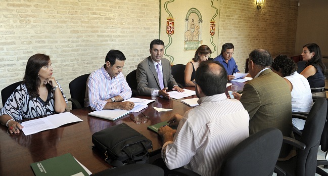 francisco-javier-fernandez-delegado-gob-junta-sevilla-080812