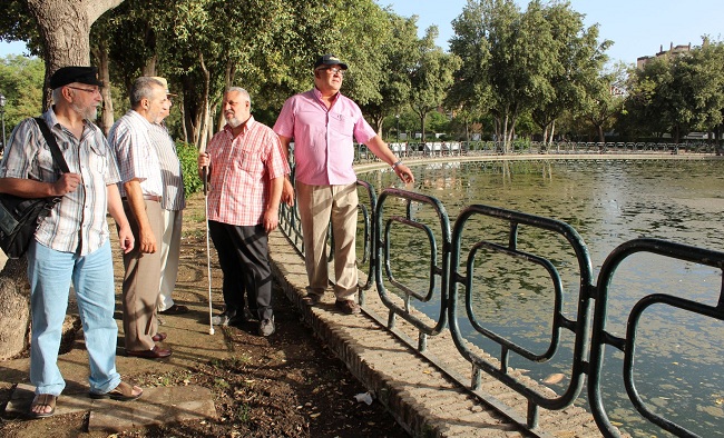 psoe-vecinos-parque-amate-010812