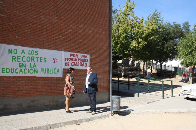 serrano-leon-colegio-300812