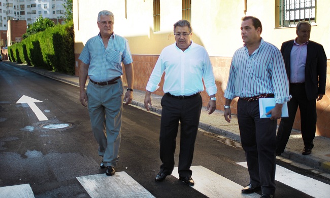 zoido-reasfaltado-cruz-de-malta-160812