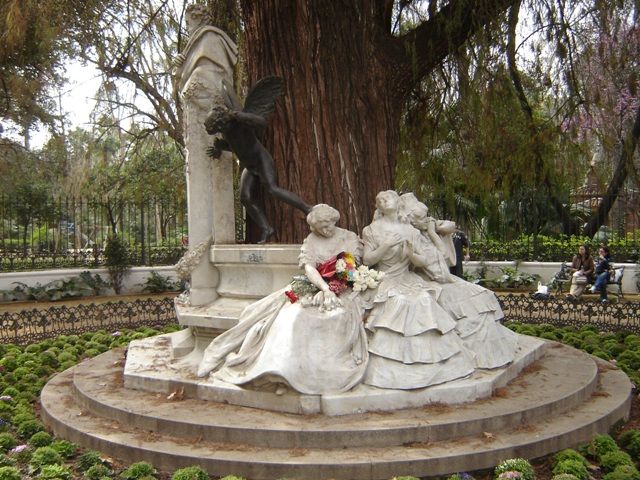 glorieta-becquer-parque-marialuisa