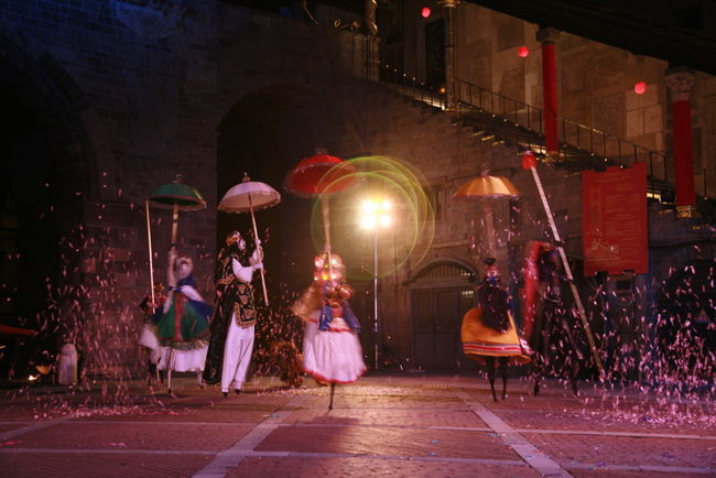 Actuación del Teatro Tascabile di Bergamo / La Bienal
