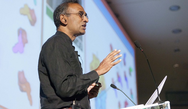venki-ramakrishnan-congreso-bioquimica-090912