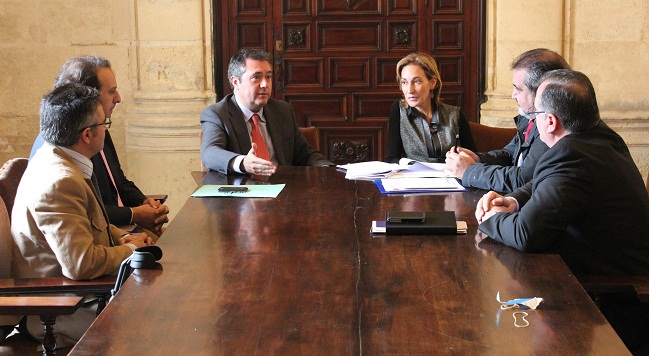 espadas-lopez-quioscos-prensa-311012