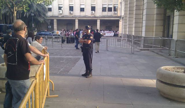 exteriores-audiencia-provincia-caso-marta-crivas-171011