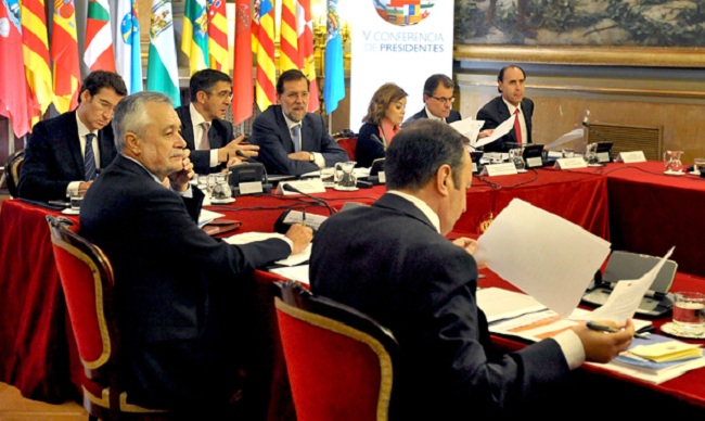 grinan-conferencia-presidentes-021012