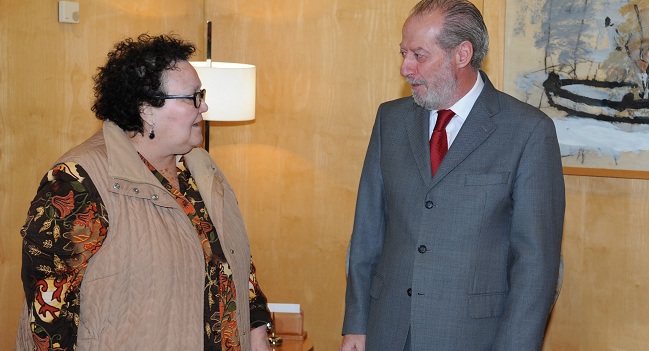 rodriguez-villalobos-cruz-roja-241012