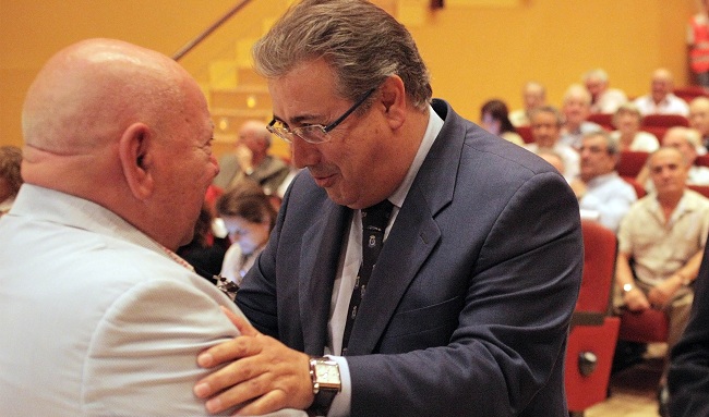 zoido-mayores-011012