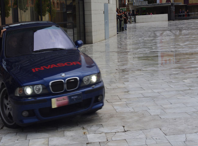 Los productores de la película ofrecieron una persecución de coches en Plaza de Armas/Ángel Espínola