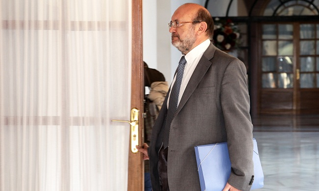 ignacio-garcia-pasillos-parlamento-221112