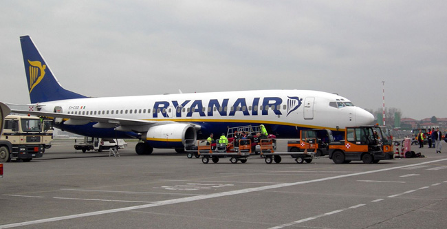 avion-ryanair-aromano-flickr