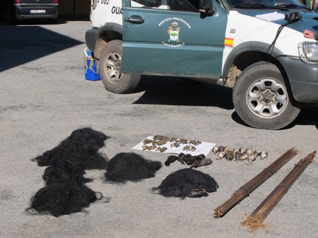 herramientas-caza-ilegal-aves-seprona