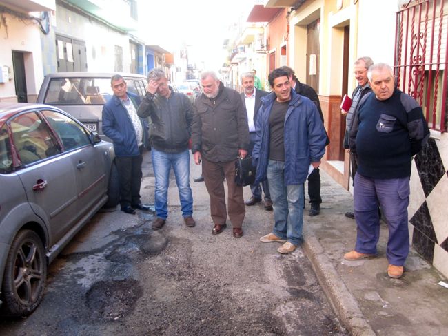 torrijos-vecinos-palmete-campana-baches