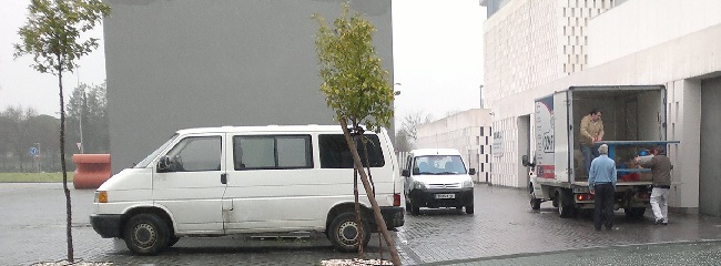 descarga de material en arte sacro