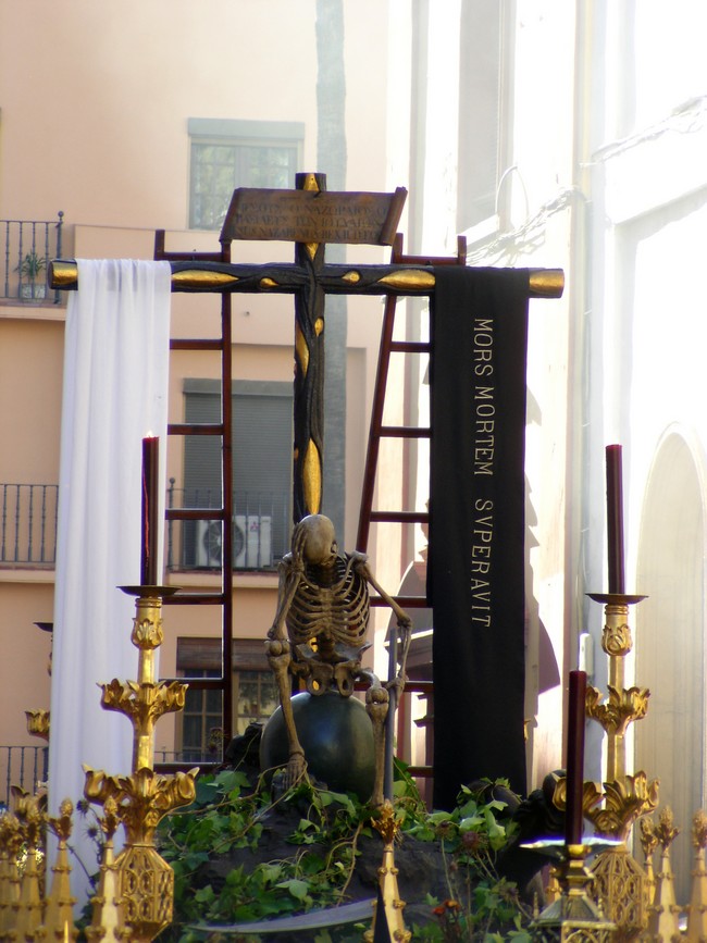 https://huidadelmundanalruido.zoomblog.com/archivo/2009/04/28/sabado-Santo-En-Sevilla-.html