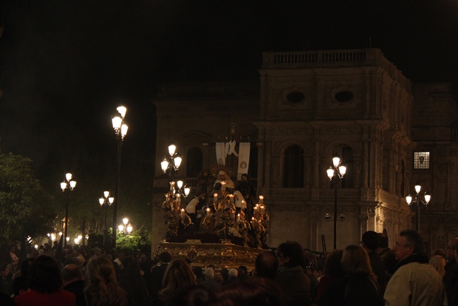 Mercedes Serrato recomienda el paso de La Mortaja el Sábado Santo de regreso a su templo / Juan Carlos Romero