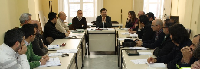 torrijos-iu-sindicatos-reunion-reforma-admon-local-sevilla