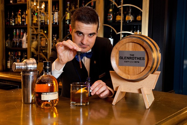 La receta del cóctel de Antonio Ojeda es whisky, vino Pedro Ximenez y licor casero de cacao./ Prensa The Glenrothes