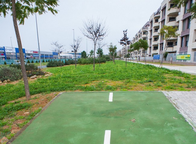 La Junta contenmpla cerrar el anillo de carril-bici que rodea Mairena del Aljarafe./Prensa Consejeria de Fomento y Vivienda