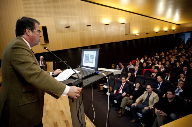 Según Gregorio Serrano, Delegado de Empleo y Economía, 6 jóvenes sevillanos han presentado sus proyectos durante estas jornadas./PP