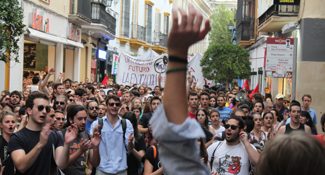 educacion-manifestacion-12oct12-juancarlosromero